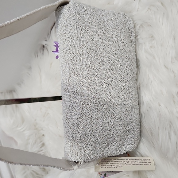 🔹️Made In India Viral Beaded Floral Embellished White Shoulder Bag - Picture 8 of 10